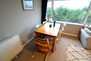 Lounge/Diner- click for photo gallery